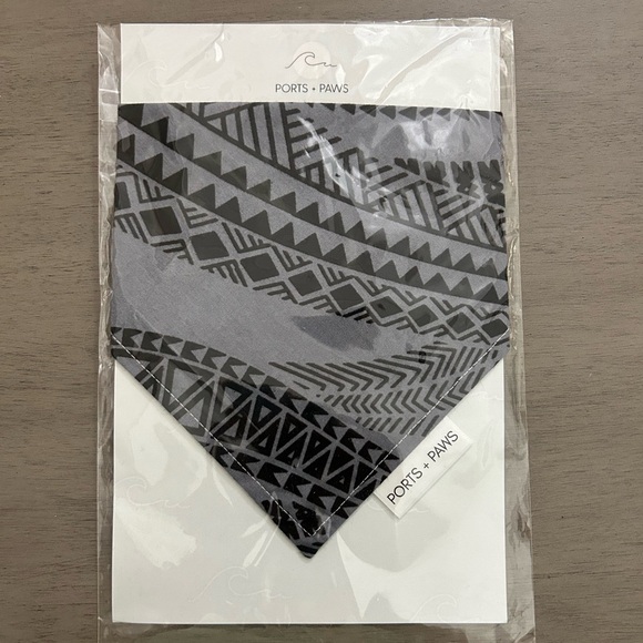 NWT! Port and Paws Dog Bandana - Picture 1 of 3